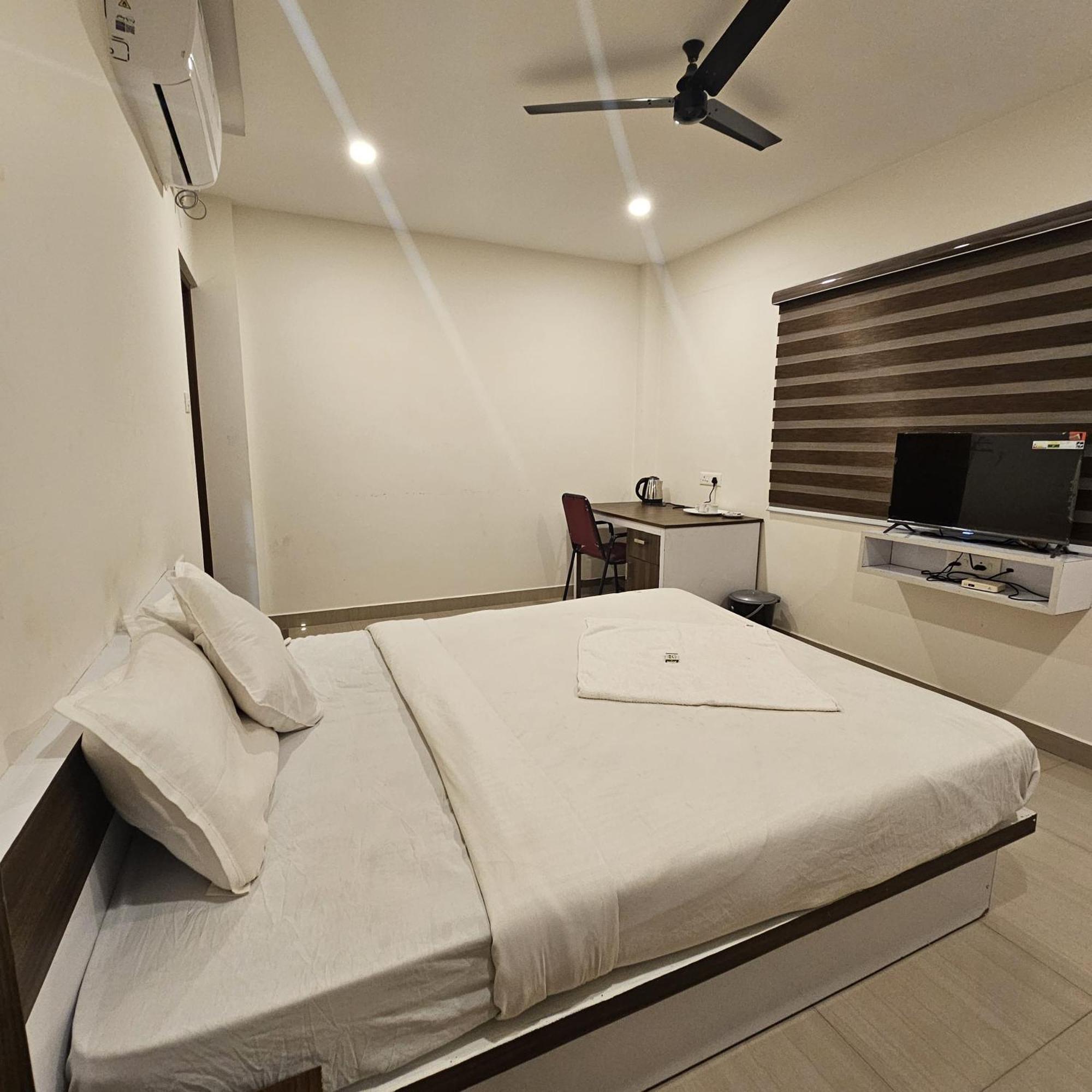 Heres Haut Residency Kochi 外观 照片