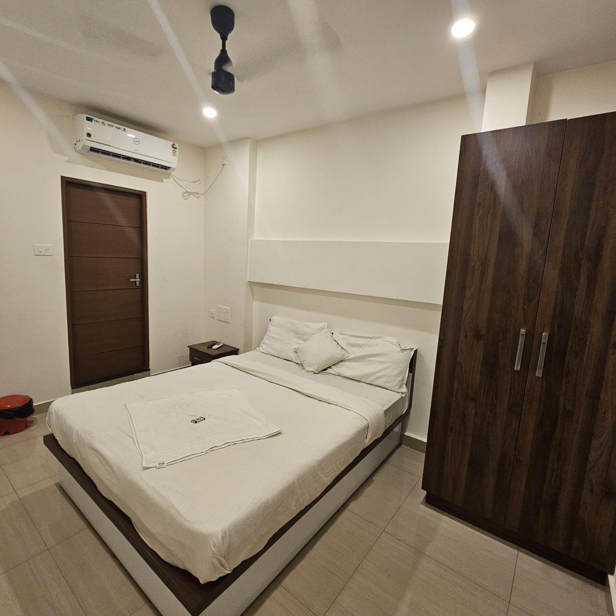 Heres Haut Residency Kochi 外观 照片