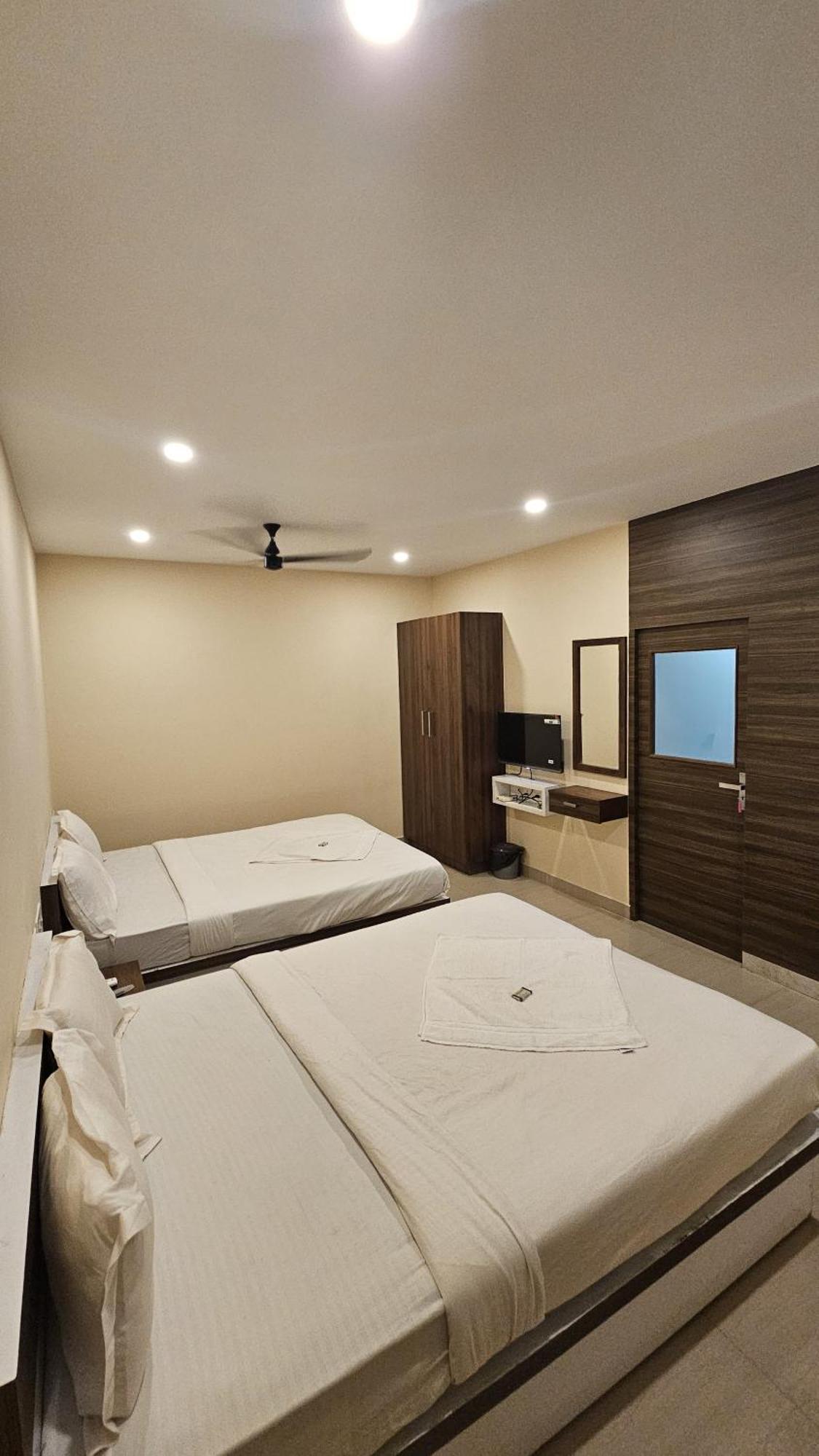 Heres Haut Residency Kochi 外观 照片