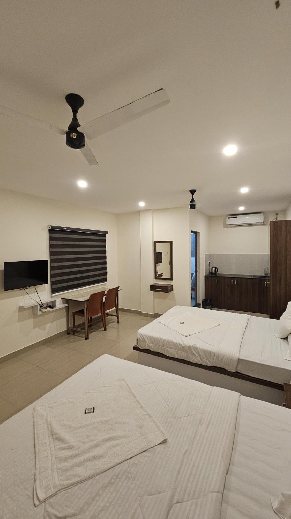 Heres Haut Residency Kochi 外观 照片